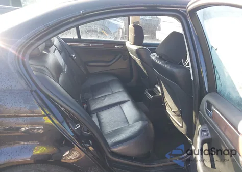 2003 BMW 325Xi z USA, uszkodzony, nr VIN WBAEU33453PH88344